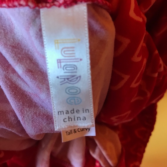 TC LuLaRoe leggings - Hearts - Picture 3 of 3